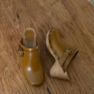 Isabel Marant Brown Leather Clog